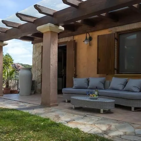 Capo Blu House With Sea View بيت للعطل *