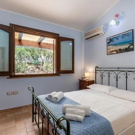 بيت للعطل Capo Blu House With Sea View *