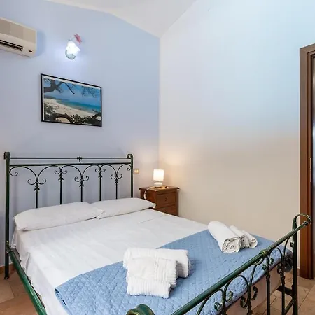 بيت للعطل Capo Blu House With Sea View فورت فيليدج