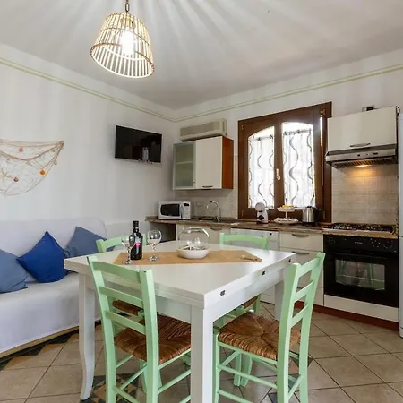 Capo Blu House With Sea View بيت للعطل فورت فيليدج